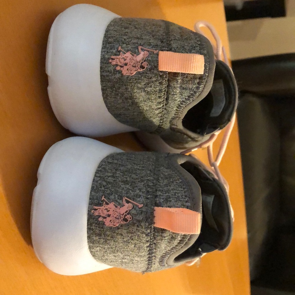 Sneakers - Picture 3 of 3